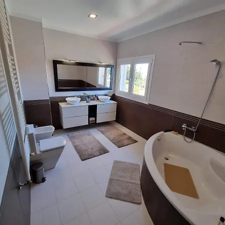 Casa De Ferias Suites Da Montanha